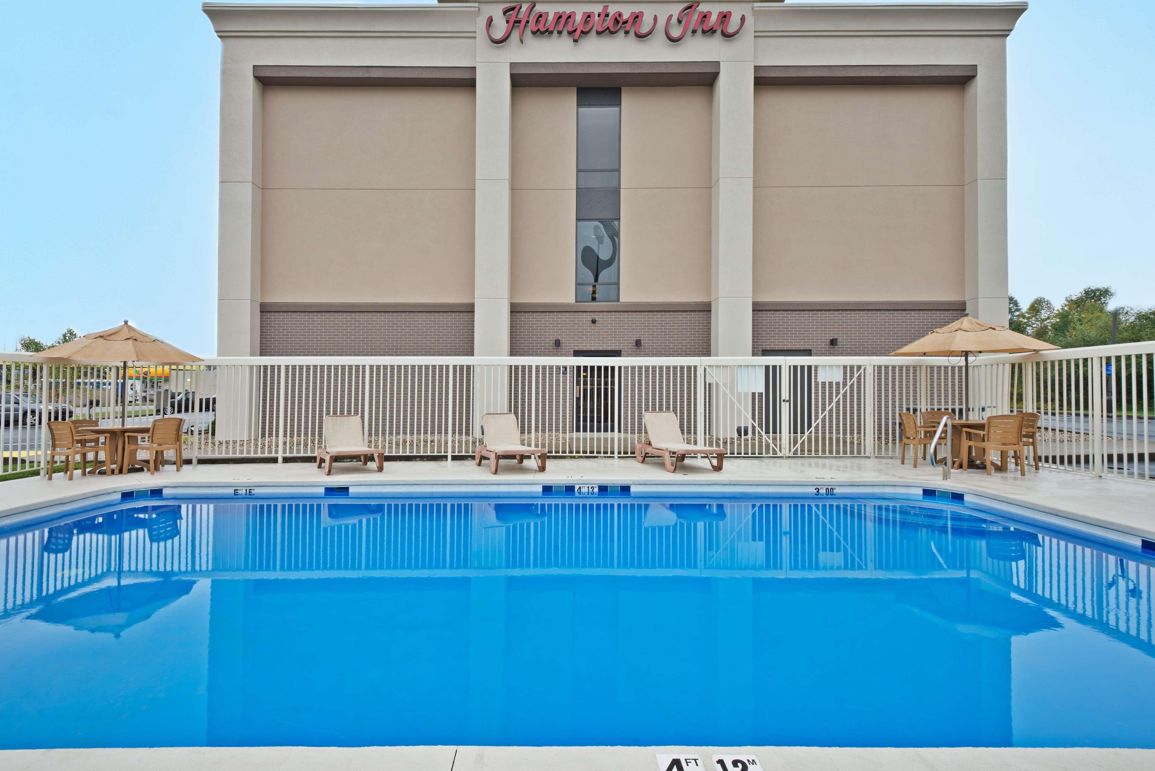 Hampton Inn Winfield Teays Valley Exteriör bild