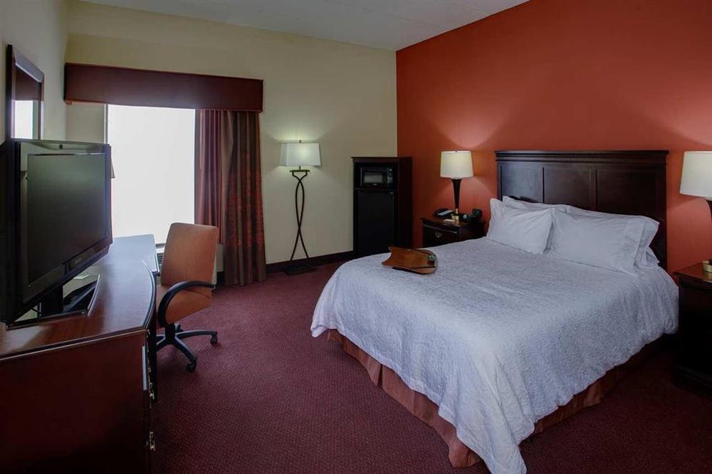 Hampton Inn Winfield Teays Valley Rum bild