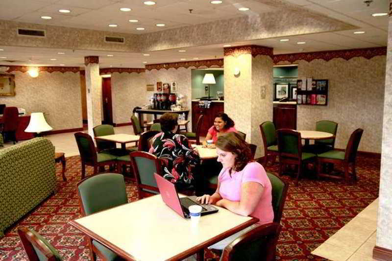 Hampton Inn Winfield Teays Valley Restaurang bild